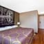 Super 8 By Wyndham Columbus Airport