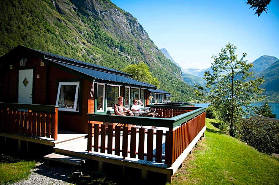 Grande Hytteutleige og Camping