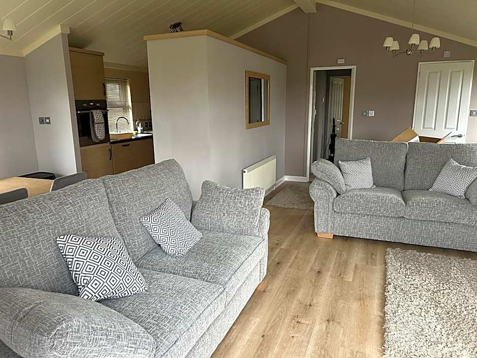 Millie,s View 18 hole free Golf