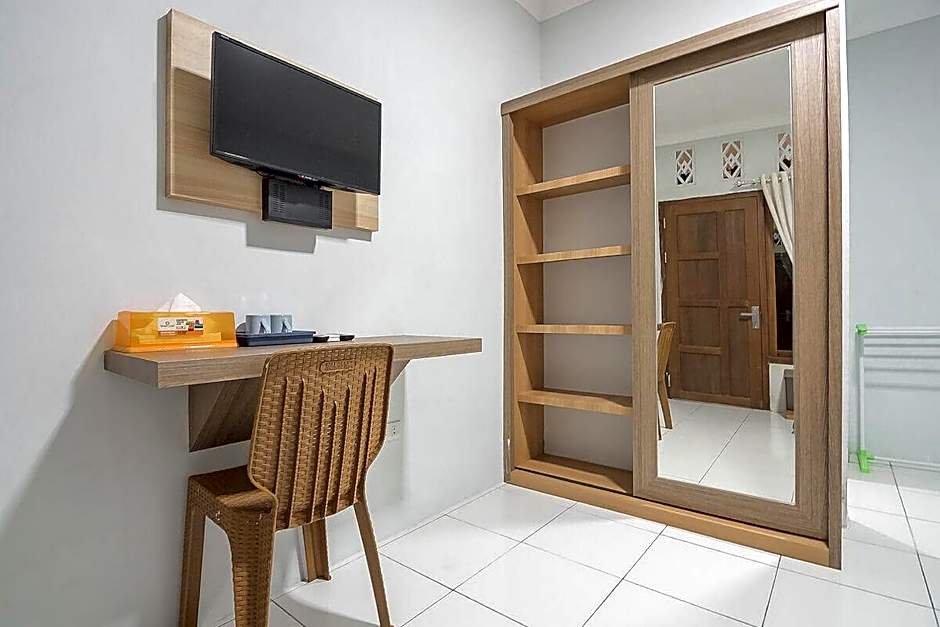 RedDoorz near RSUD Dr Abdul Aziz Singkawang