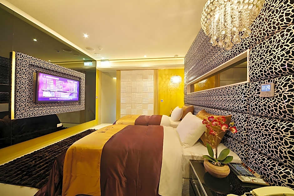 Yuan Motel