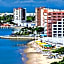 Seaflats Iate Plaza Hotel