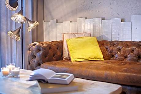 2-Bedroom Apartment mit Meerblick und Balkon