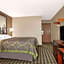 Super 8 by Wyndham Waycross GA