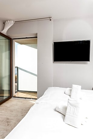 Comfort Triple Room with Balcony