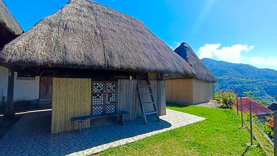 Hiwang Native House Inn & Viewdeck