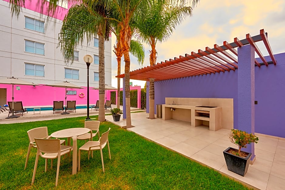 Sierra Suites By HP Hotels