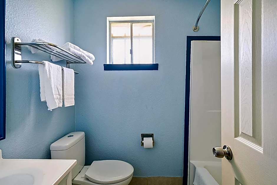 OYO Hotel Luling TX Downtown I-10/US-90