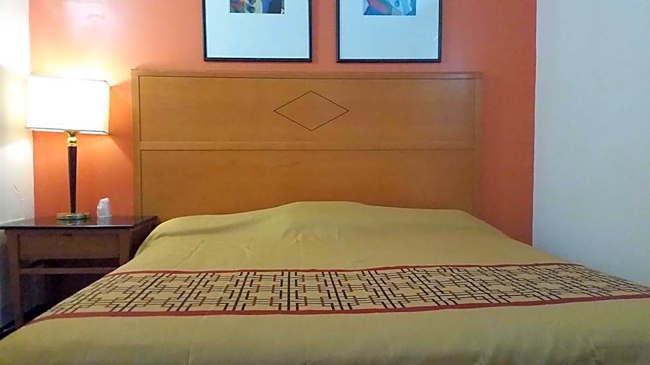 Flamingo Motel