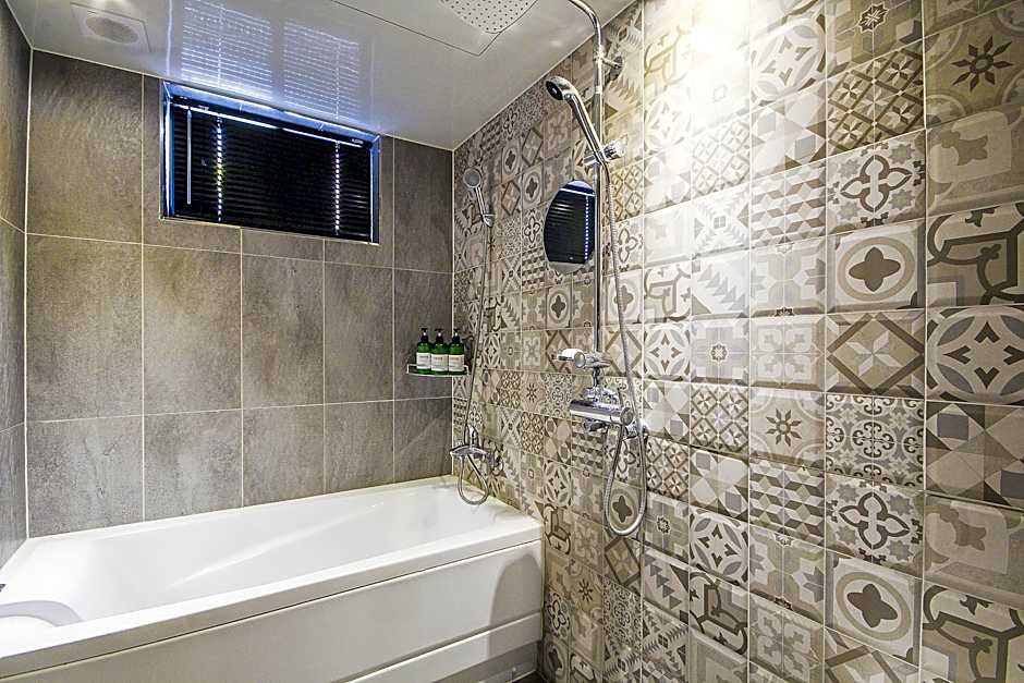 Hotel Idea Gupo