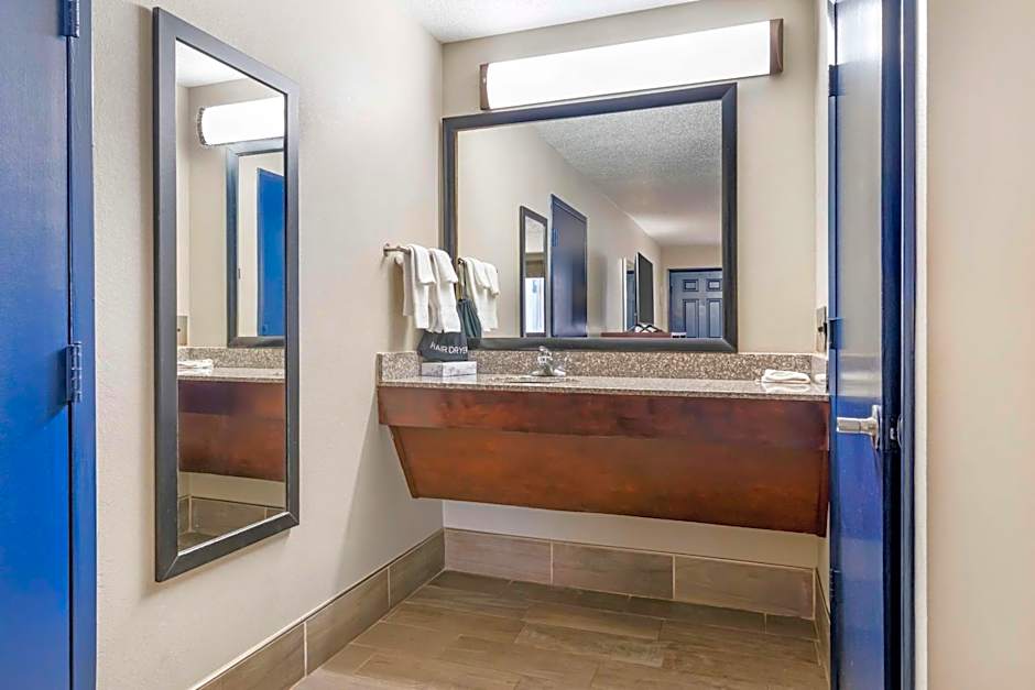 Best Western Royal Inn