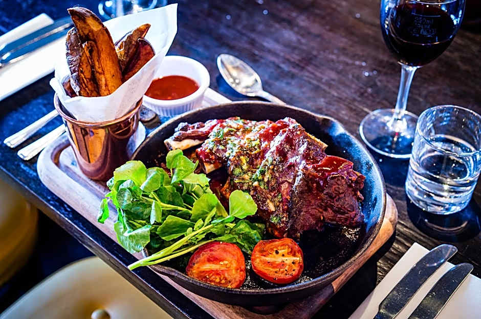 The Varsity Hotel & Spa