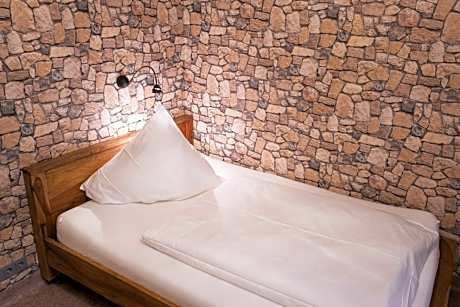 Single Room - Disability Access