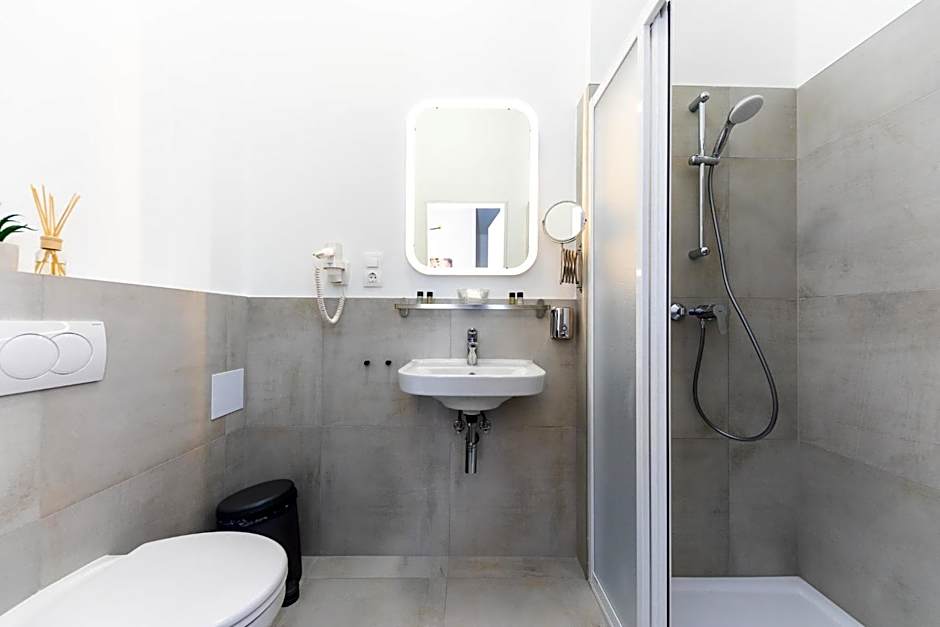 Adagio Downtown Rooms