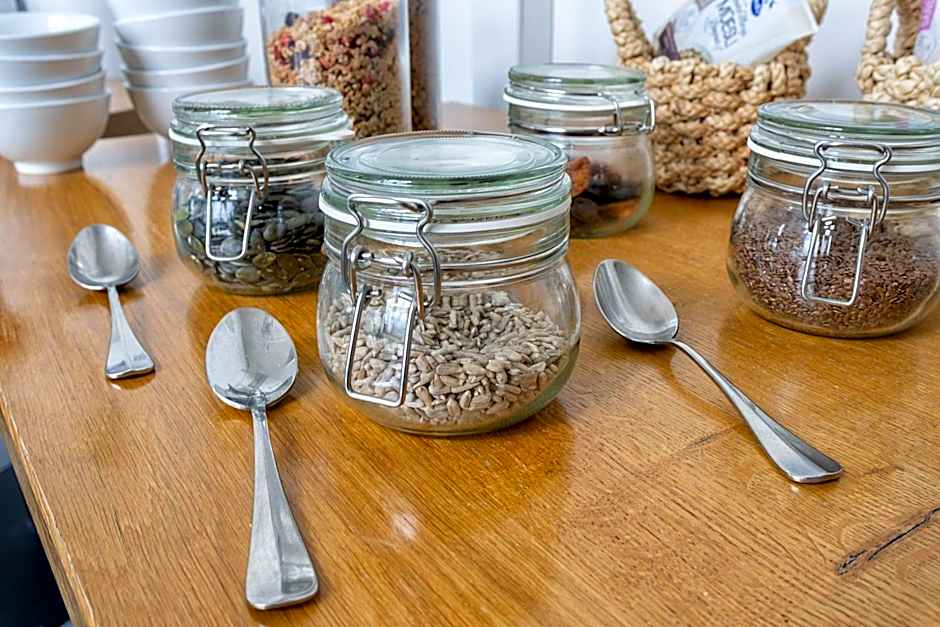 Royal Hotel - Urban Living