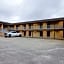 OYO Pinewood Inn & Suites Silsbee