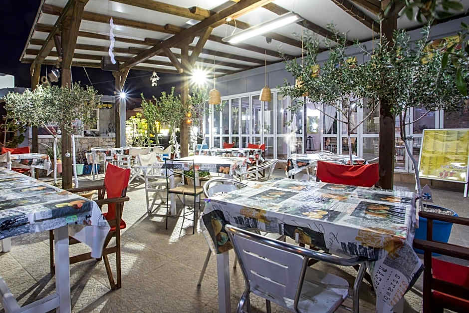 Vickys Studios Faliraki