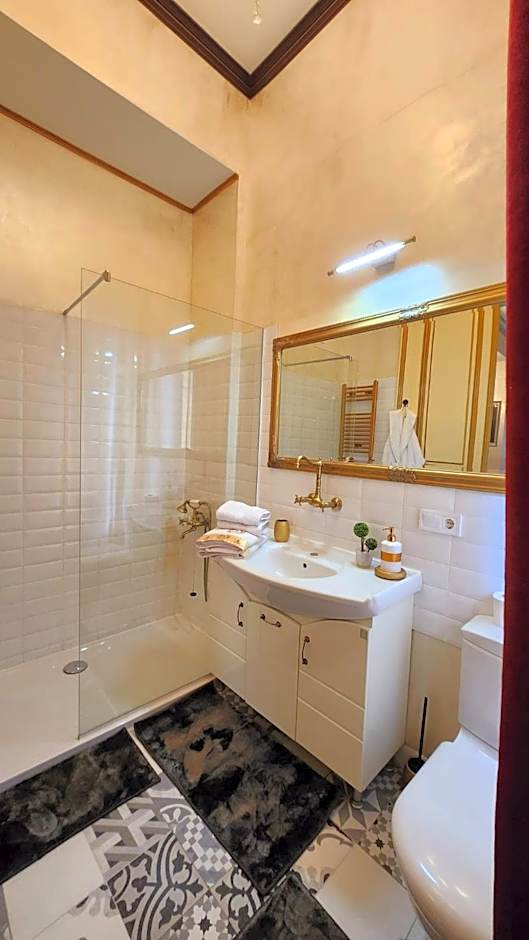 NF Palace Old City Bucharest