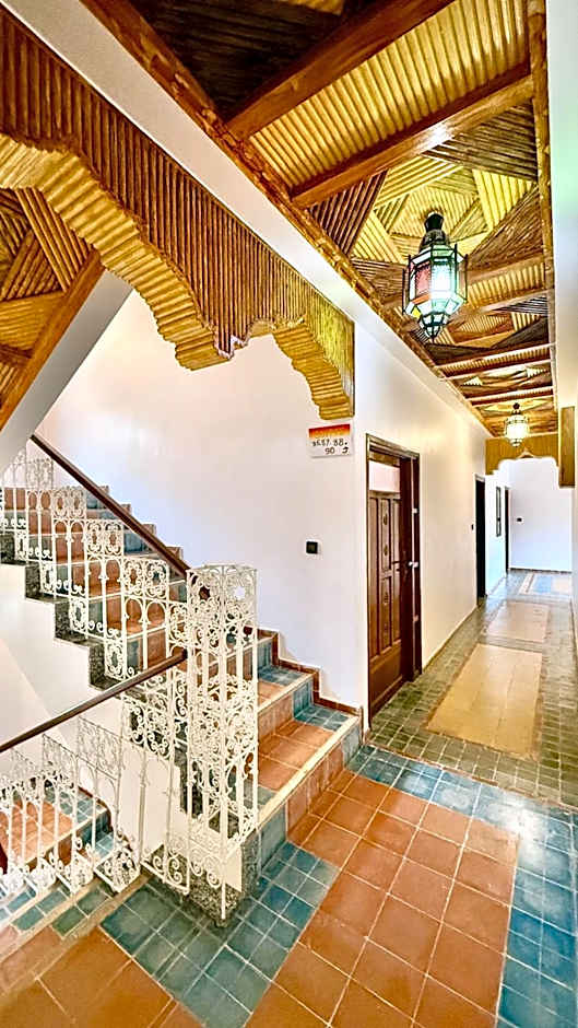 Hotel New Mars Dades
