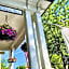 Ginkgo House On Harvard