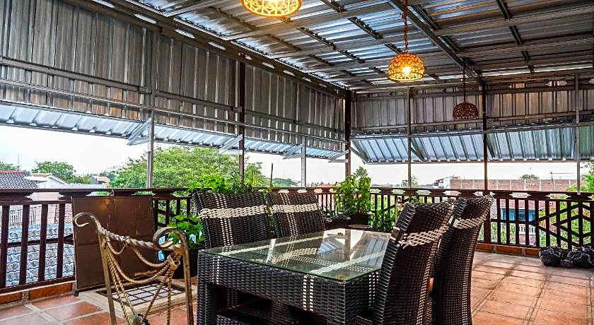 RedDoorz Syariah near RS Mitra Keluarga Tegal