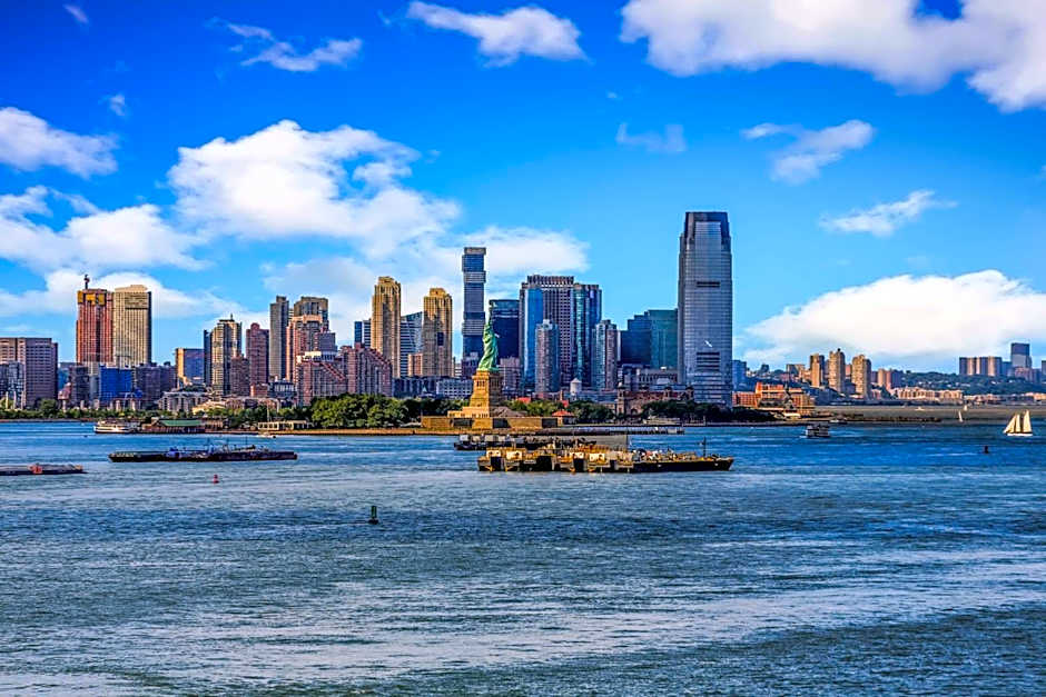 DoubleTree By Hilton Hotel Jersey City