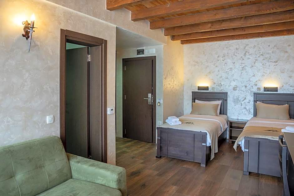 Hotel Enigma