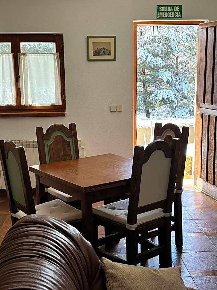 ALTOGREDOS Hotel Rural y apartamentos turísticos