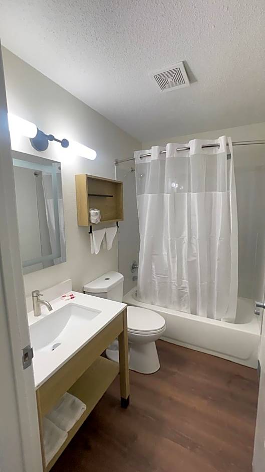 Sonesta Simply Suites Memphis