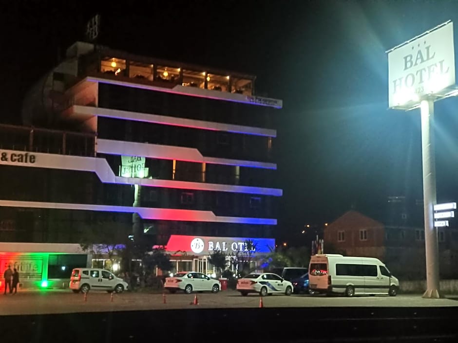 Bal Hotel
