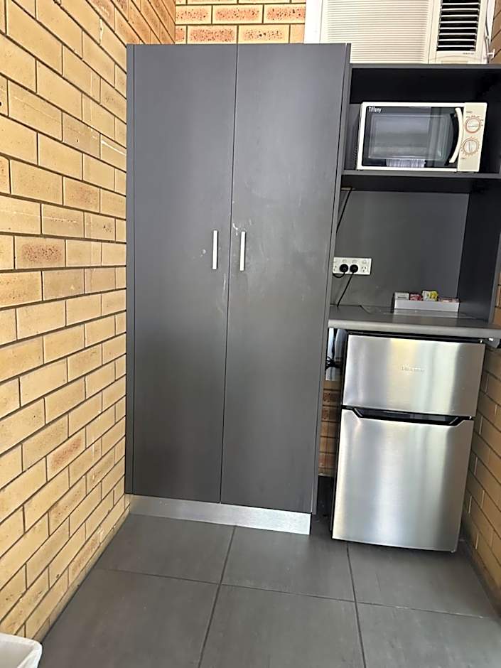 Blue Violet Motor Inn