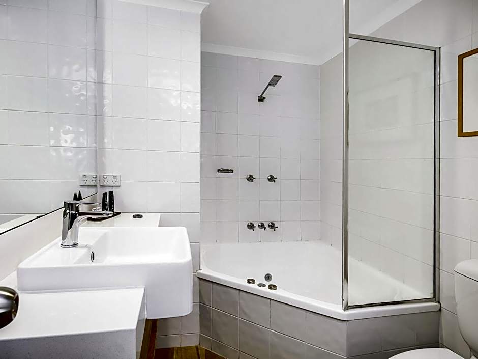 Mantra PortSea Port Douglas