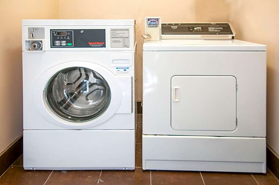 Holiday Inn Express Hotel & Suites Houston North Intercontinental By IHG