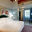 Trilogy Hotel Montgomery, Autograph Collection