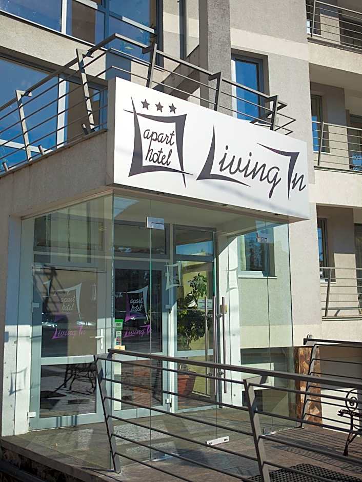 Living In Aparthotel