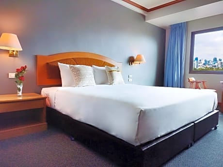 Sing Golden Place Hotel