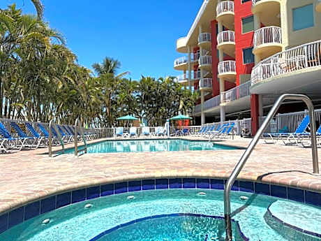 Treasure Island Condo - Beaches and Pickleball