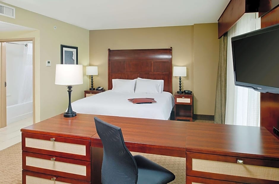 Hampton Inn & Suites Ocean City Bayfront-Convention Center
