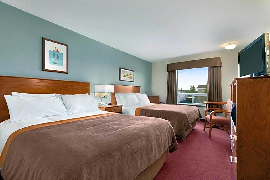Super 8 by Wyndham Yellowknife