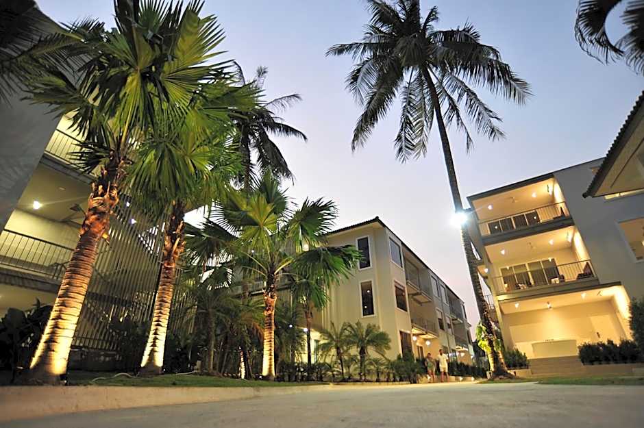 Combo Beach Hotel Samui
