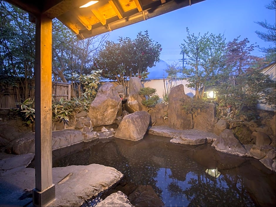 Yufuin Onsen Onyado Nakaya