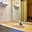 Super 6 Inn & Suites