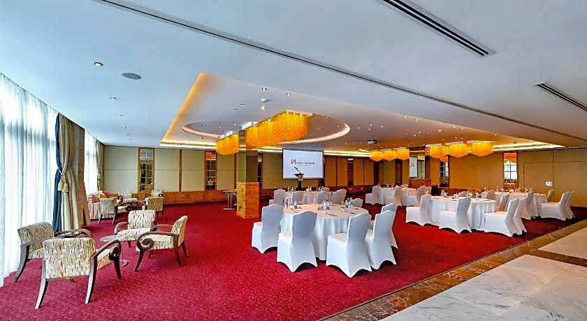 Swiss-Belhotel Seef Bahrain