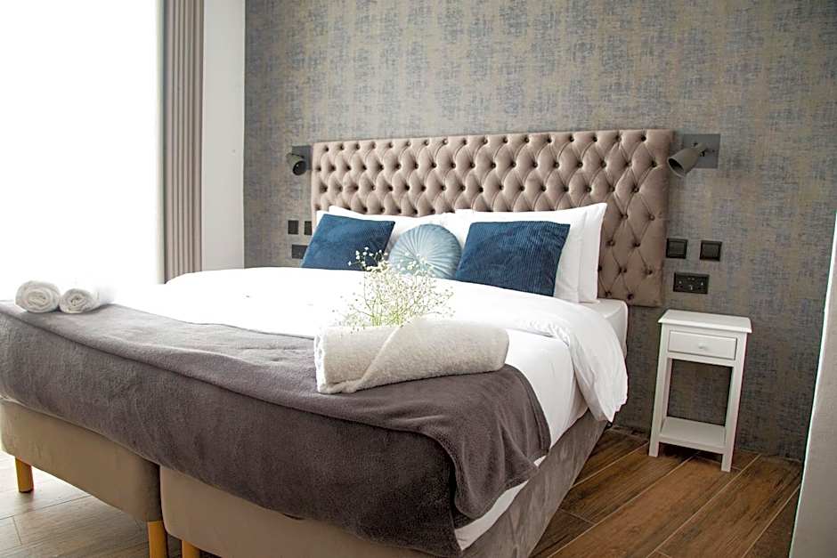 Foto 1 daripada 9 — Deluxe 1 Double Bed or 2 Beds, Jacuzzi®
