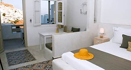 Luxury Studio with View (2 Adults)