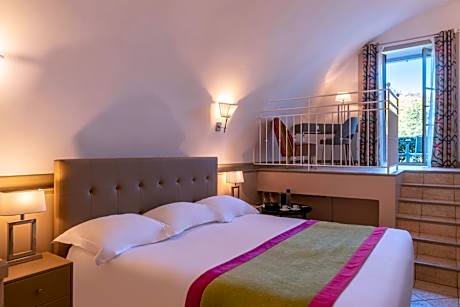 Deluxe Room with Terrace