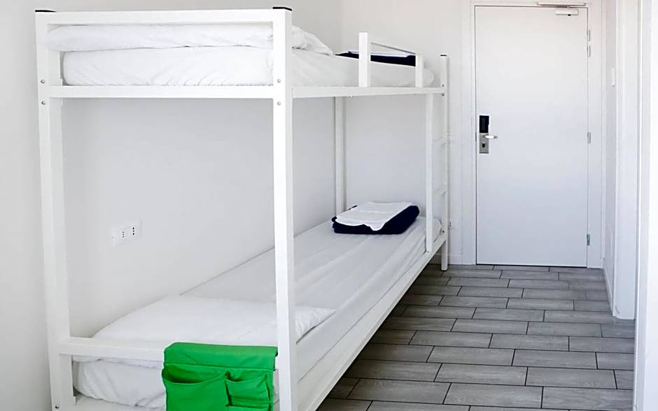 Ostello Meet Gardalake Hostel