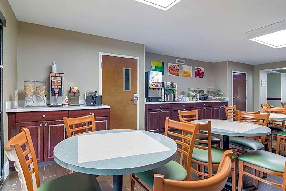 Quality Inn & Suites Canton, GA