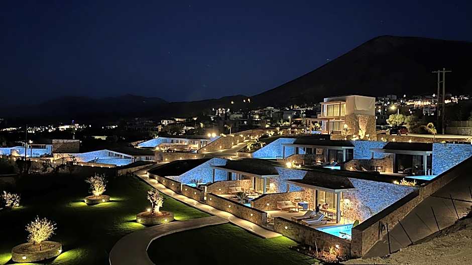 Deos Luxury Suites - Adults Only