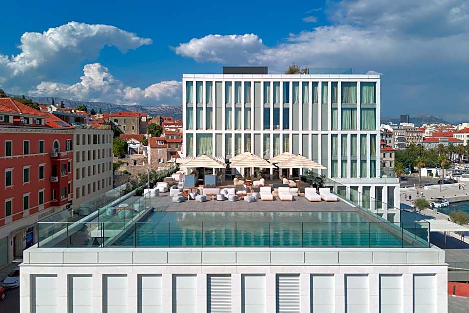 Hotel Ambasador